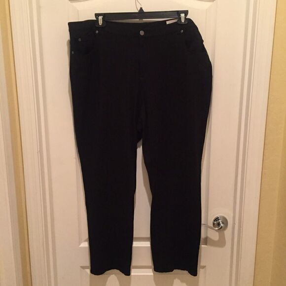 Two by Vince Camuto Black Pants - Picture 2 of 6